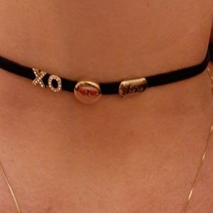 BCBG Generation choker black/gold tone necklace